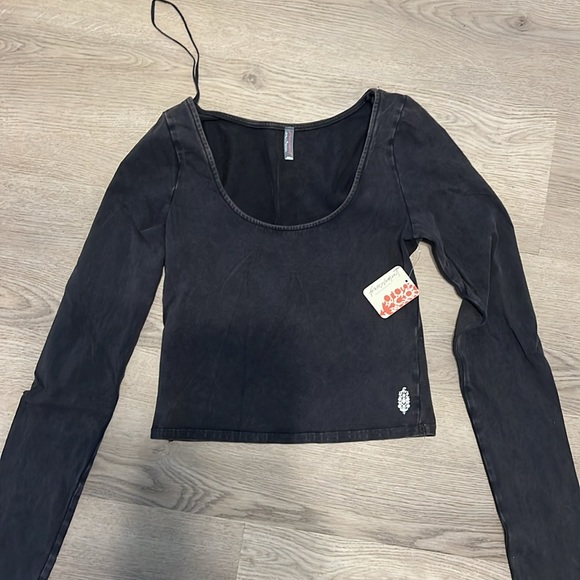 Free people long sleeve top - Picture 2 of 3